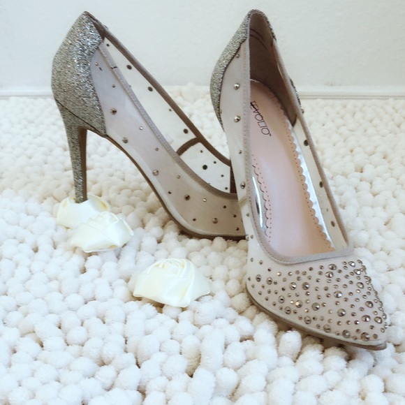 📌sold📌🔥20$⬇️ SALE!!new silver cocktail shoes - Picture 6 of 7